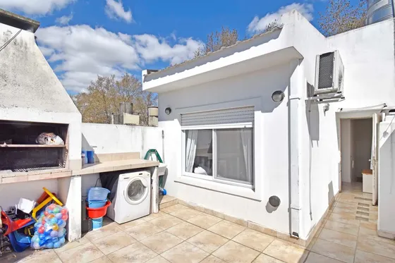 Venta Ph 3 Ambientes Con Terraza En Monte Castro — foto 1 de 1